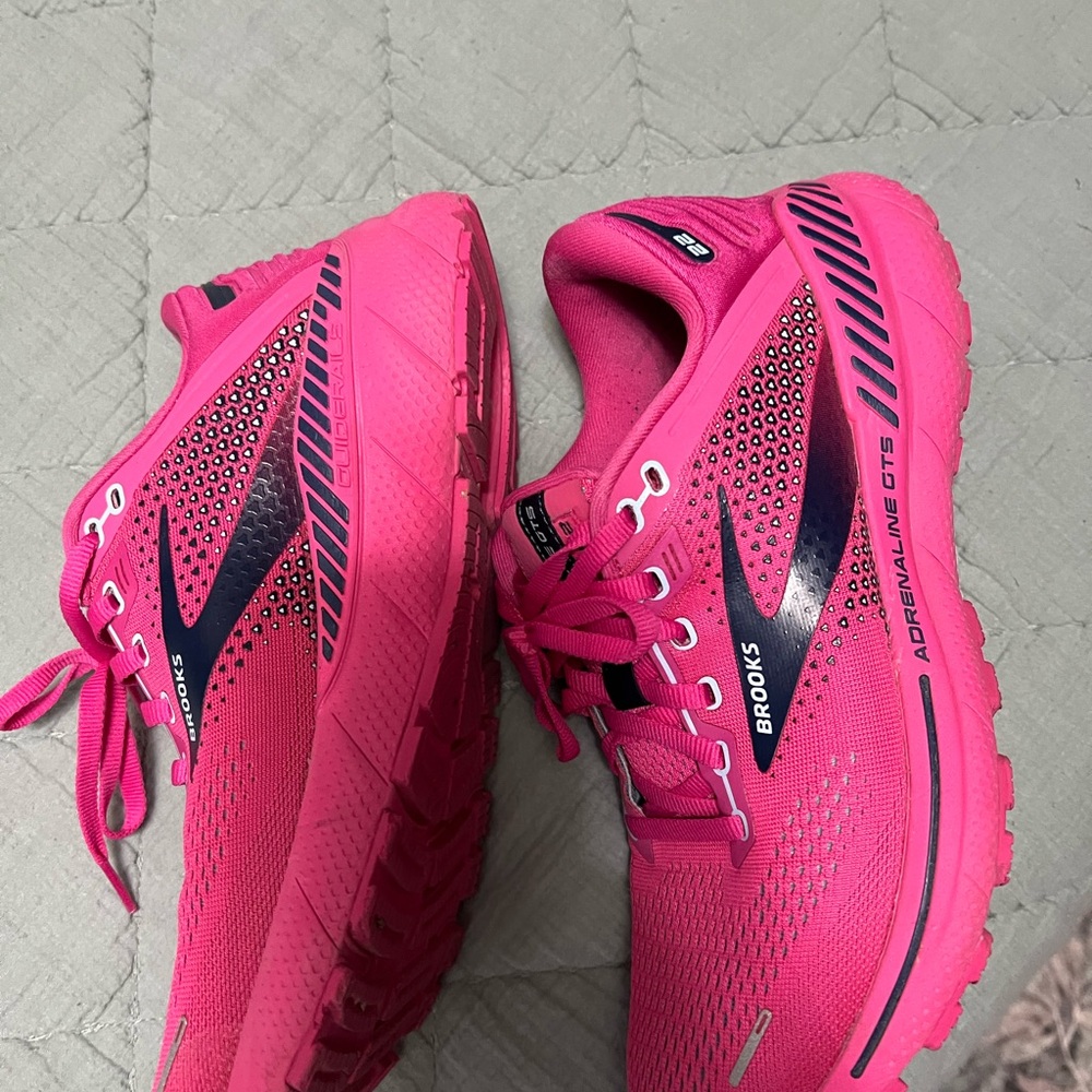Brooks Women's Fuchsia Sneakers - Picture 4 of 5